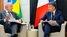 Presidente Lula com Emmanuel Macron durante agenda na França, após convite do líder francês - Imagem: Ricardo Stuckert