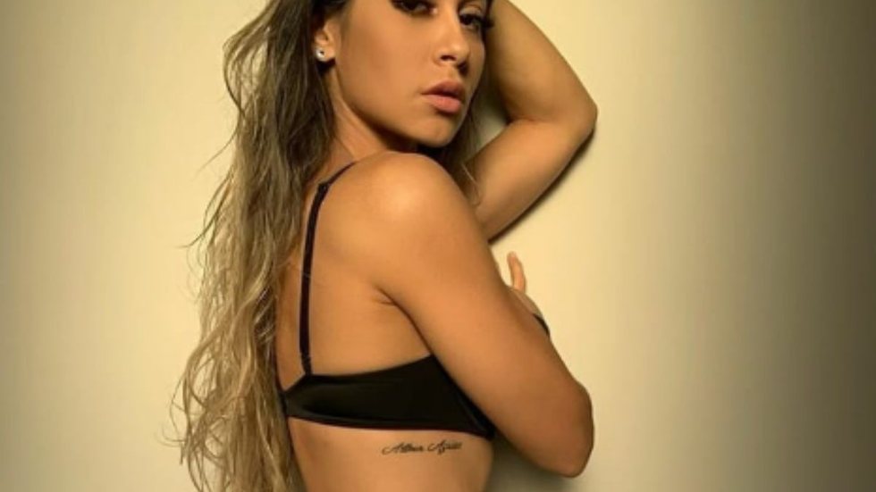 Maíra Cardi reativou sua conta no Instagram após 6 meses longe da plataforma - Imagem: Reprodução/Instagram @cfmayracardi
