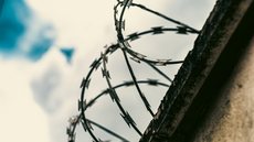 Mais de 2.000 detentos não retornaram após "saidinha" de Natal - Imagem: Reprodução / Freepik