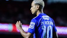Dorival Júnior destacou a evolução no time - ‬Imagem: Reprodução / BlueSky / @curiosidadesbrl.eclipseroad.com‬