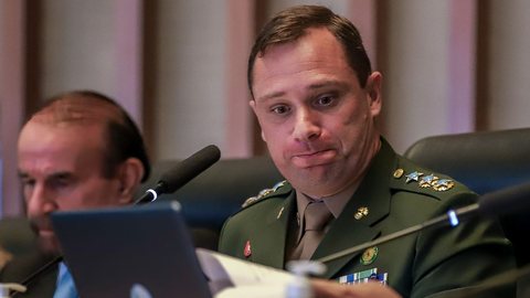 Mauro Cid revela novos detalhes em delação à PF sobre conspiração golpista - Imagem: Reprodução / Agência Brasil / Antônio Cruz