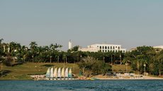 Com opções de entretenimento para crianças e adultos, o Club Med Lake Paradise é perfeito para férias em família - Imagem: Divulgação
