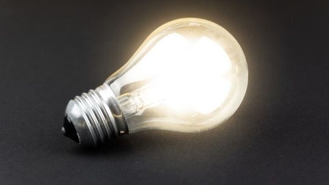 Reforma busca reduzir perdas e otimizar custos no setor elétrico - Imagem: Reprodução / Freepik