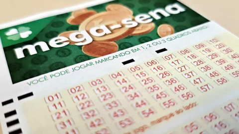 Mega-Sena terá pausa nos sorteios regulares para a realização do concurso especial de 30 anos, com prêmio estimado em R$ 150 milhões. - Imagem: Reprodução
