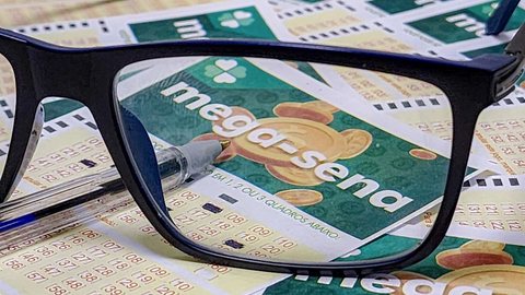 Valor da aposta mínima é de R$ 5 - Imagem: Reprodução / Agência Brasil / Rafa Neddermeyer