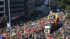28ª Parada do Orgulho LGBT+ em São Paulo - Imagem: Reprodução / Agência Brasil / Rovena Rosa
