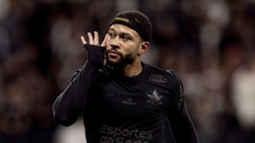 Memphis Depay cobra valores milionários do Corinthians enquanto clube tenta acordo - Imagem: Reprodução