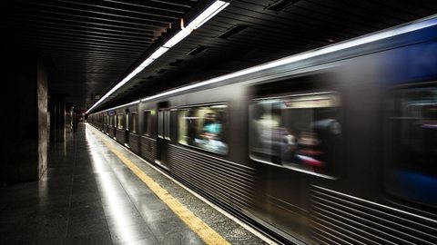 Metrô aumenta número de estações que aceitam cartões por aproximação - Imagem: Reprodução / Pexels