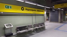 Casal é esfaqueado após sair do metrô e polícia investiga possível crime de ódio. - Imagem: Reprodução/Metrô de SP