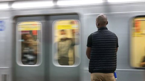 Bilheteiras estarão fechadas, mas passagens poderão ser compradas em máquinas e digitalmente - Imagem: Reprodução / Rovena Rosa / Agência Brasil