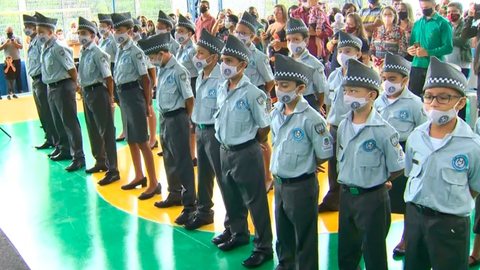 Governo toma decisão sobre a presença de militares em escolas - Imagem: reprodução TV Gazeta
