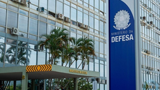 Bloqueio de R$ 1,5 bilhão destinado ao Exército levou à suspensão de operações em áreas de fronteira do Brasil - Imagem: Reprodução