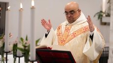 O padre José Eduardo de Oliveira e Silva - Imagem: Reprodução / Instagram / @pejoseduardo
