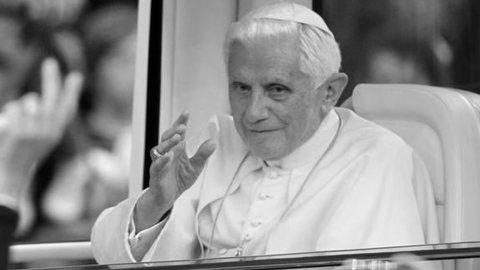 Ainda nesta semana, o Papa Francisco já tinha pedido orações e afirmado que o amigo estava "muito doente" - Imagem: reprodução/Twitter @belemtransito