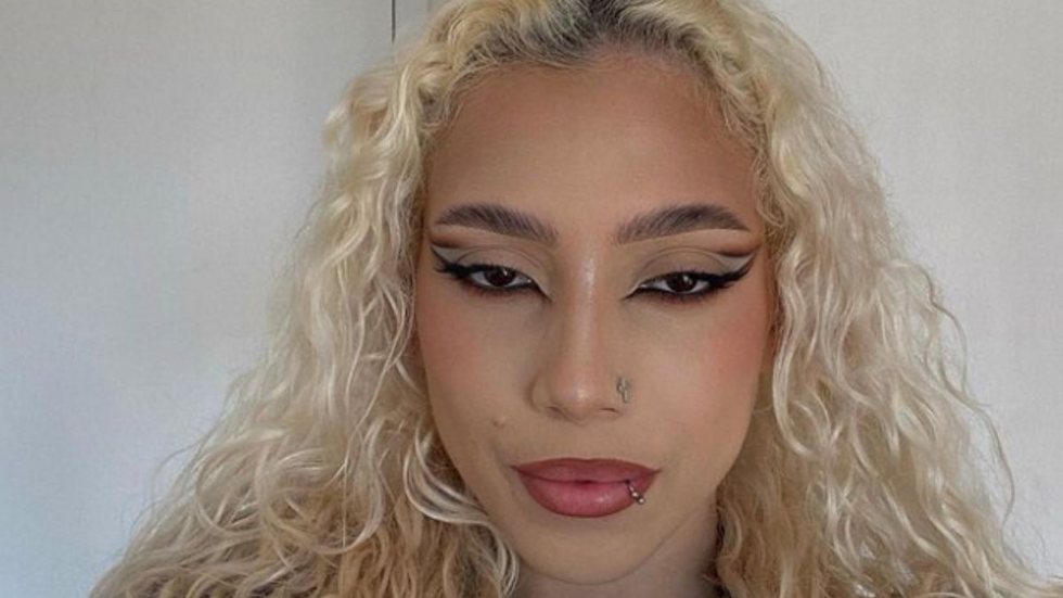 Juliana Rocha, influenciadora de maquiagem, morre aos 25 anos. - Imagem: reprodução I Instagram @jurochx