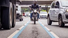 Faixa azul em SP - Imagem: Reprodução / Secom / Edson Lopes Jr