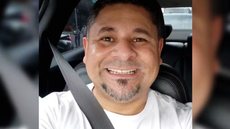 O motorista de aplicativo Flávio de Souza Rabelo, de 45 anos - Imagem: Reprodução / Arquivo pessoal