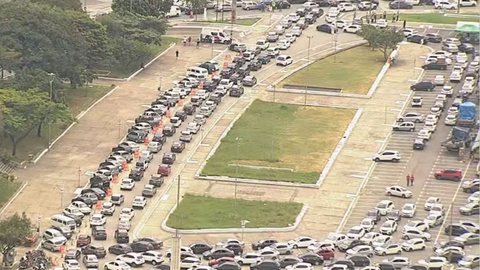 Motoristas de app protestam contra regulamentação da profissão em SP - Imagem: reprodução TV Globo