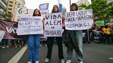 Movimentos sociais e sindicais se reuniram na Avenida Paulista, em São Paulo, para protestar contra a escala 6×1. - Imagem: Reprodução | Instagram - @Roberto_Sungi