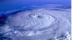 Kim Windell Nocos afirma ser viajante do tempo e conta sobre o pior furacão já visto - Imagem: Pixabay