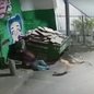 Em vídeo desesperador mulher é arrastada com cachorro em tentativa de estupro: assista - Imagem: reprodução Youtube