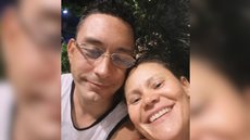 Após o assassinato, o agressor fugiu, mas foi encontrado pela polícia com vestígios de sangue em seu veículo - Imagem: Reprodução / Redes Sociais