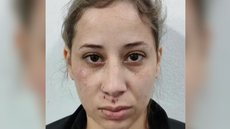 Mulher é presa suspeita de levar fuzil usado no assassinato de ex-delegado em SP - Imagem: Reprodução / TV Globo