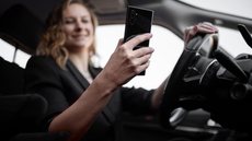 A funcionalidade, chamada Women Preferences, será testada em cidades como Los Angeles e Detroit, com planos de expansão dependendo dos resultados - Imagem: Reprodução / Freepik