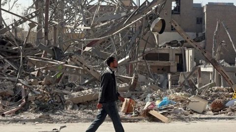 Comando militar do Irã interrompe operações após ataques israelenses, mas avisa que pode retomar ações se necessário - Imagem: Reprodução/AFP 04/03/2026