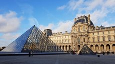 Fraude milionária na bilheteria do Louvre termina com prisões e investigação internacional - Imagem: Reprodução