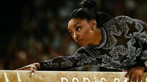 "Estou cansada", diz Simone Biles após competir com Rebeca Andrade - Imagem: Reprodução / Instagram / @simonebiles