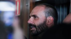 Deputado Eduardo Bolsonaro durante entrevista a imprensa - Imagem: Reprodução / Agência Brasil / Lula Marques