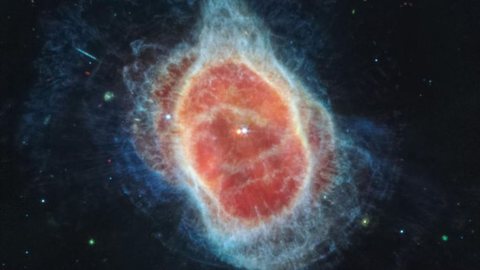 Nebulosa do Anel Sul foi um dos focos do observatório - Imagem: Divulgação NASA