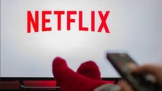 Netflix passará a cobrar pelo compartilhamento de senha - Imagem: reprodução Twitter @choquei