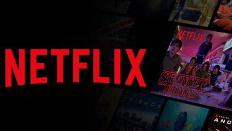 A plataforma Netflix irá cobrar um custo adicional para a utilização do compartilhamento de senhas. - Imagem: reprodução I Tracklist