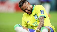 Neymar deixou a partida na metade do segundo tempo - Imagem: reprodução Twitter