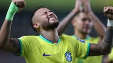 Atacante segue tratamento na panturrilha e tem previsão de retorno para o jogo contra o Haiti - Imagem: Reprodução/Vitor Silva / CBF