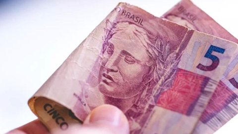 Nota de 5 reais vale mais de R$ 400 (e você pode ter ela na carteira) - Imagem: Reprodução/Twitter @potrigg