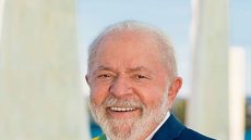Nova foto oficial de Lula como presidente chama atenção por um pequeno detalhe - Imagem: reprodução Instagram @lulaoficial
