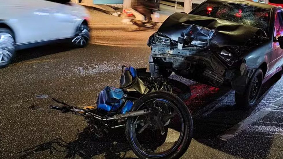 Motorista é preso por embriaguez após acidente com motocicleta em Cidade Tiradentes