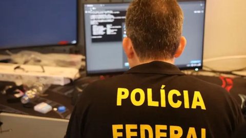 A operação é a primeira ação do governo americano após a designação do PCC como grupo terrorista, visando combater suas atividades nos EUA - Imagem: Divulgação/Policia Federal