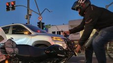 Apesar do aumento em São Paulo, o estado registrou uma redução de 5,5% nas mortes no trânsito, totalizando 1.812 vítimas em 2023 - Imagem: Reprodução/William Cardoso/Metrópoles