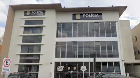A Secretaria de Segurança Pública informou que a mulher já possuía uma medida protetiva de urgência contra o suspeito - Imagem: Reprodução/Street View