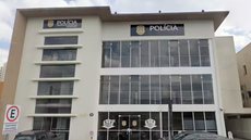 A Secretaria de Segurança Pública informou que a mulher já possuía uma medida protetiva de urgência contra o suspeito - Imagem: Reprodução/Street View