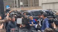 Com vínculos a uma transportadora ligada ao PCC, Deolane Bezerra é investigada por movimentações milionárias sem lastro econômico - Imagem: Reprodução/Leonardo Amaro/Metrópoles