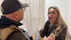 Daiana responderá por maus-tratos a animais e comercialização de conteúdo violento, enquanto a polícia investiga a extensão dos crimes - Imagem: Reprodução/TV Globo