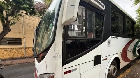 A abordagem policial foi decisiva para a segurança dos ocupantes do ônibus, que enfrentaram momentos de grande tensão - Imagem: Divulgação