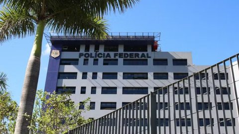 A dona da residência onde a jovem foi encontrada foi detida e o caso está sendo acompanhado pela Polícia Federal - Imagem: Divulgação/PF SP