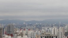 A previsão indica que as temperaturas em São Paulo variarão entre 16°C e 29°C, refletindo a característica do outono - Imagem: Reprodução / Paulo Pinto / Agência Brasil