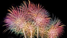 O êxtase dos fogos de artifício X empatia - Imagem: Reprodução / Freepik